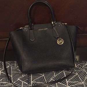 Michael kors large purse
